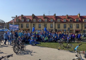 Na rowerach i piechotą dla Autyzmu
