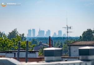 Z Mińska widać warszawskie wieżowce