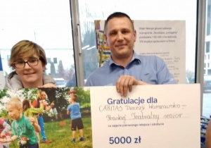 5000 złotych od Tesco dla Caritas Diecezji Warszawsko-Praskiej