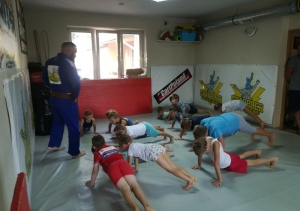 Podsumowanie letniej akcji "Sportowe wakacje z brazylijskim jiu-jitsu"