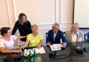 Radna Alicja Cichoń o radach senior&oacute;w