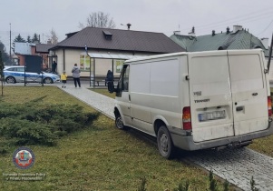 Brak opony nie przeszkodził w łamaniu przepisów
