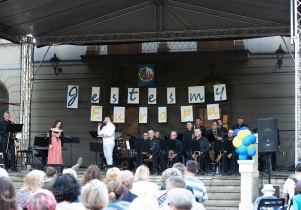 Big Band na koncercie z okazji 20. rocznicy wstąpienia Polski do Unii Europejskiej