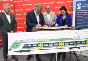 65 nowych pociągów dla Kolei Mazowieckich