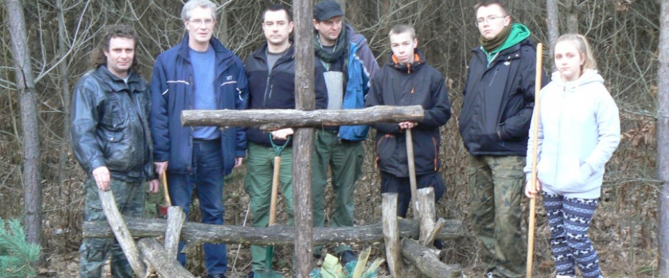 Uporządkowali mogiły w podcegłowskim lesie