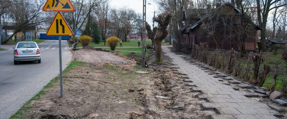 Powstają nowe miejsca parkingowe