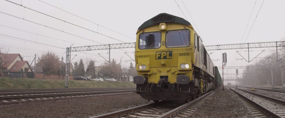 Zza plec&oacute;w maszynisty