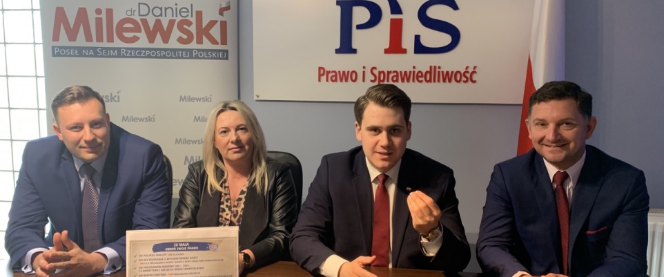 Konferencja prasowa posła Milewskiego