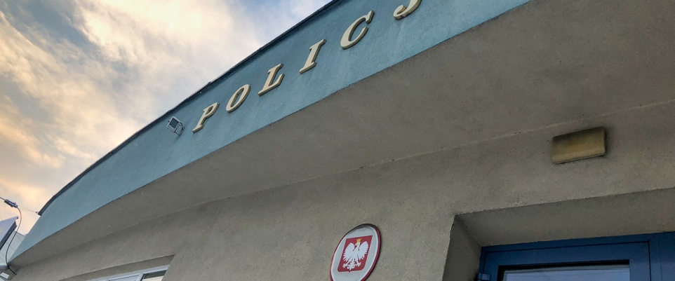 Pijany kierowca proponował policjantom 1000 zł łap&oacute;wki