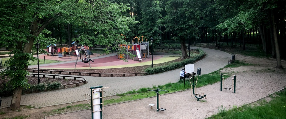 Place zabaw i siłownie otwarte