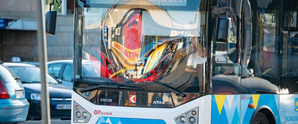 Ocena funkcjonowania strefy płatnego parkowania, Strategia Elektromobilności oraz nowy radny, czyli XXII sesja Rady Miasta w skrócie