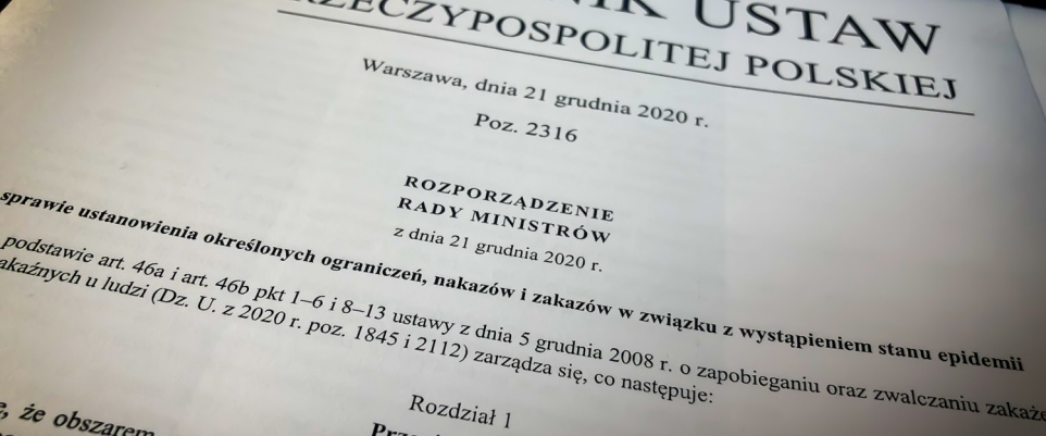 Za dużo wiernych w kościele