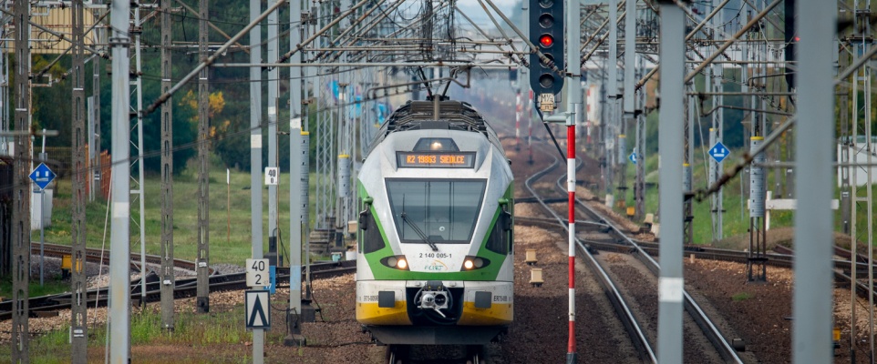 Podwyżka cen bilet&oacute;w Kolei Mazowieckich i nowy rozkład jazdy