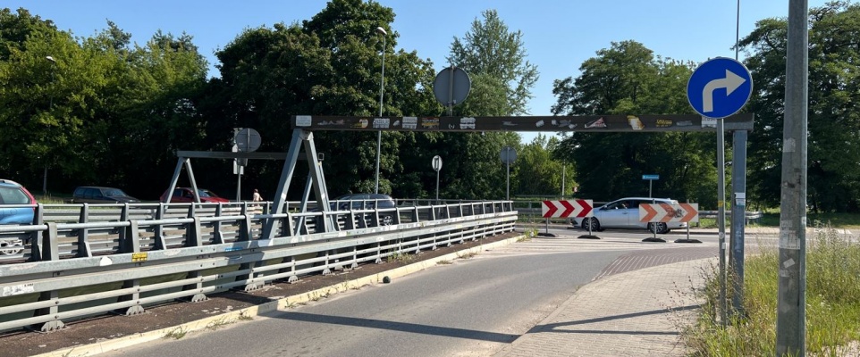 Mandaty za nieprawidłowe zawracanie