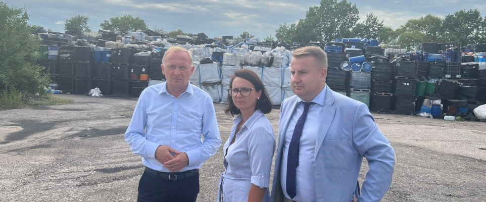 Posłowie Kamila Gasiuk-Pihowicz i Czesław Mroczek interweniują w sprawie składowiska w Ryczołku