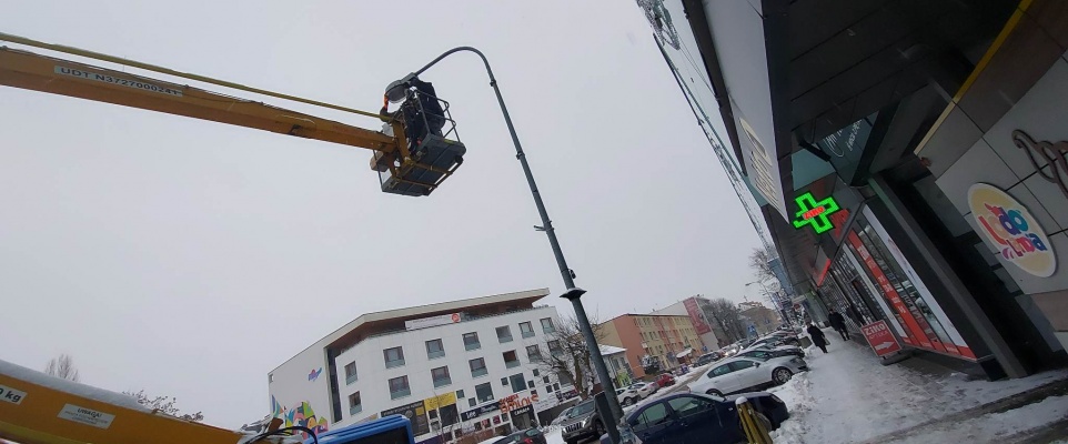 Wymiana opraw oświetleniowych