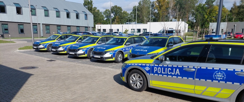 Nowe radiowozy dla policjant&oacute;w z Mińska Mazowieckiego