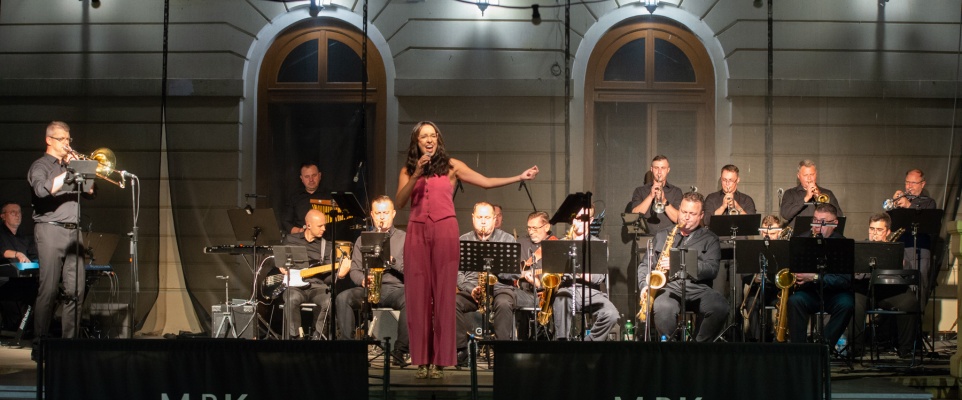 Letni Muzyczny Wiecz&oacute;r z Big Bandem