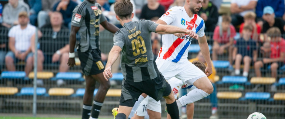 Mazovia rozbiła Olimpię Zambr&oacute;w 5:0