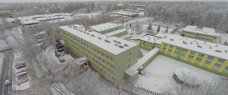 Rozpylenie nieznanej substancji w &bdquo;Mechaniku&rdquo;. Ewakuowano 346 os&oacute;b