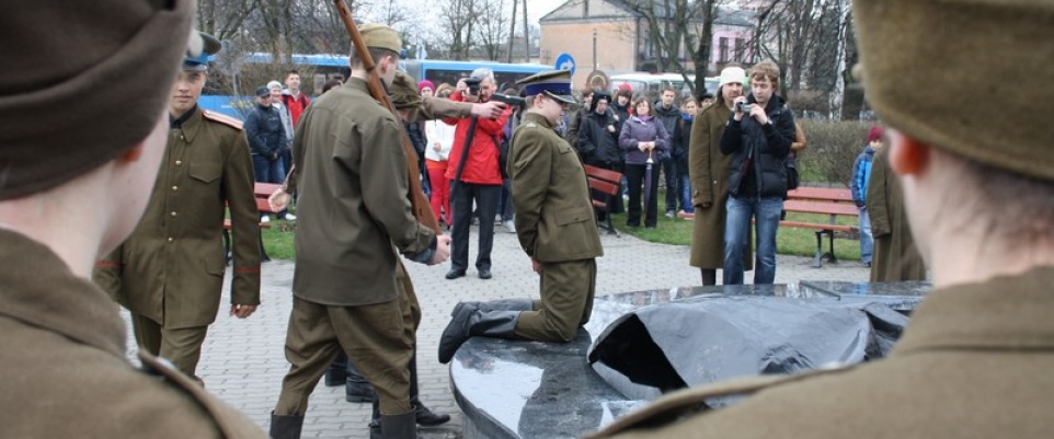 W rocznicę Zbrodni Katyńskiej